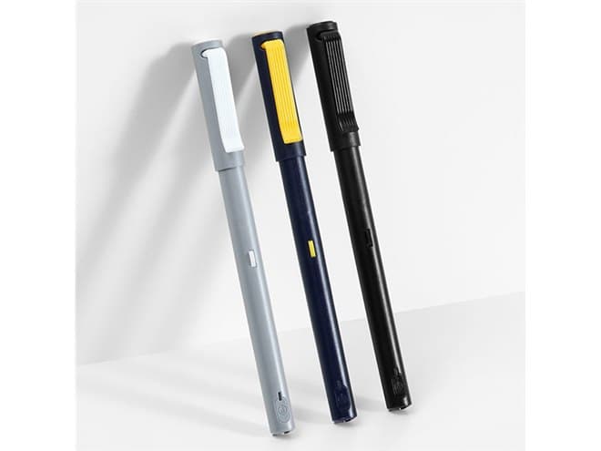 Write on Paper, See It on Your Phone. The "Neo smartpen M1+" Is the Last Hope for Analog Lovers.