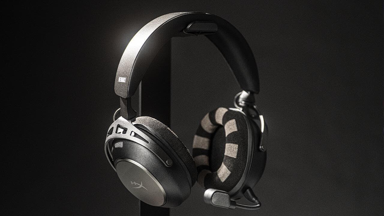 The Era of Better Aim Through "Brainwaves" Has Arrived. The HyperX × Neurable AI Headset Is Insane.